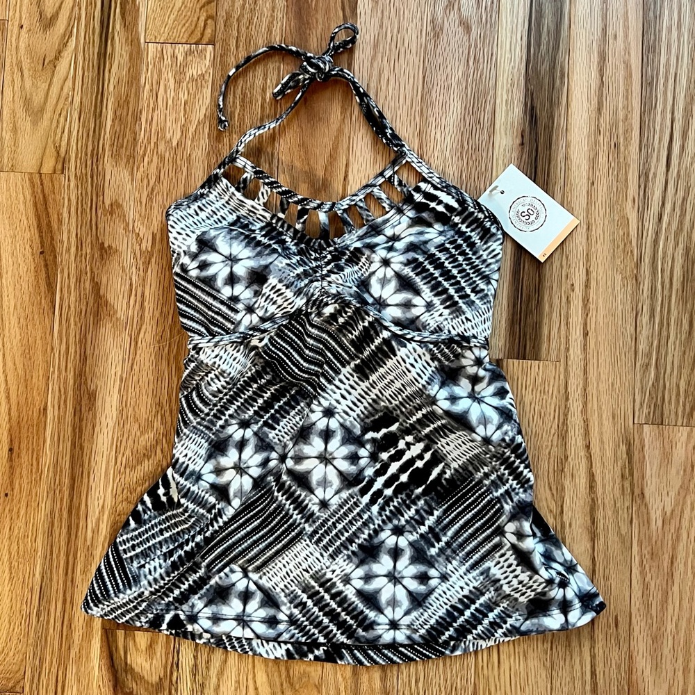 NWT SO brand Junior’s Size XS Tankini Top